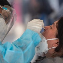 Variante "Frankenstein" de Covid: El origen del apodo y los síntomas que la distinguen