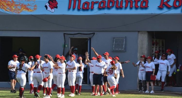Diablos Rojos Femenil debutan en casa con rotunda victoria