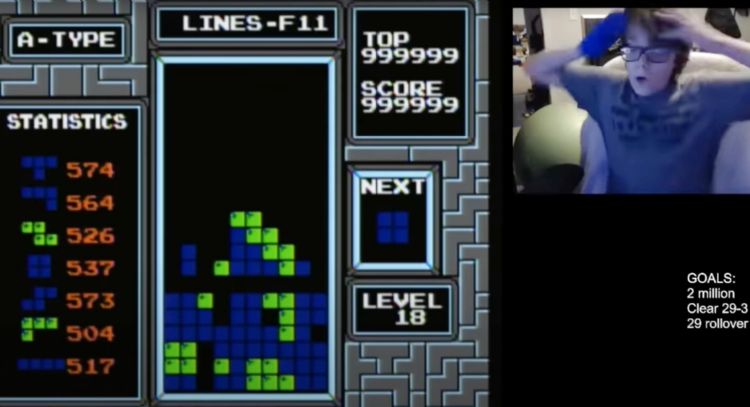 Jugador de 13 años se convierte en el primero en vencer al "invencible" Tetris