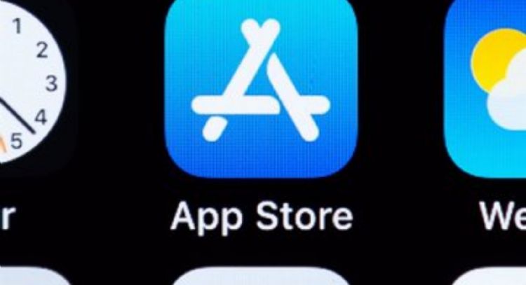 Xbox arremete contra Apple por cambios en la regulación de la App Store