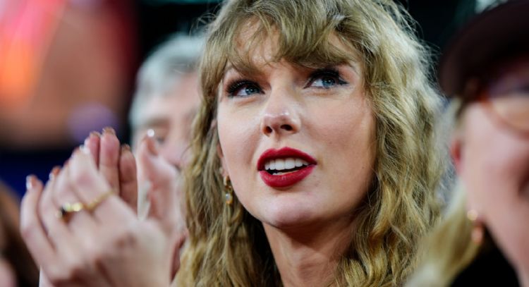 ¿Qué están haciendo en EU para combatir deepfakes como los que afectaron a Taylor Swift?