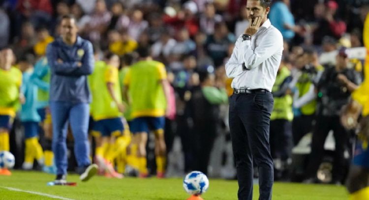 Fernando Gago se desvincula de Chivas y sería el próximo técnico de Boca Juniors