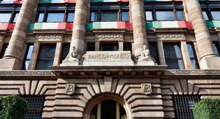 Banxico abre la puerta a más recortes a las tasas de interés