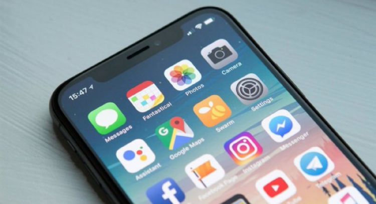 YouTube se alza como la aplicación que más datos consume en un 'smartphone', seguida de Disney+