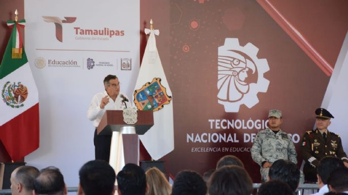 Cumple Américo al Tec Victoria; construye gimnasio