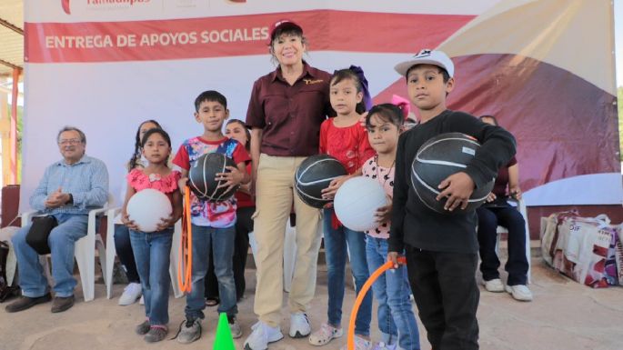 Lleva SEBIEN apoyos a familias de San Nicolás