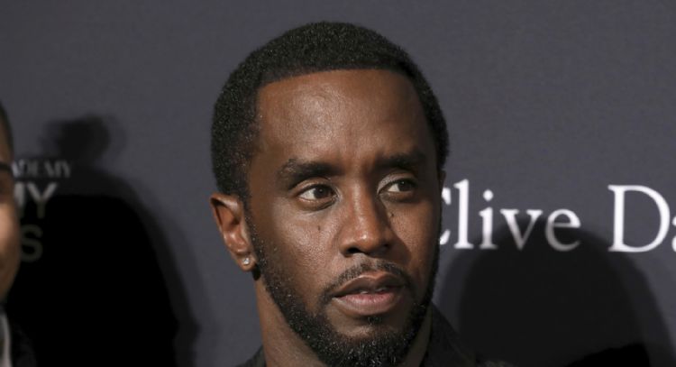 Tres hombres acusan a Sean ‘Diddy’ Combs de drogarlos y violarlos