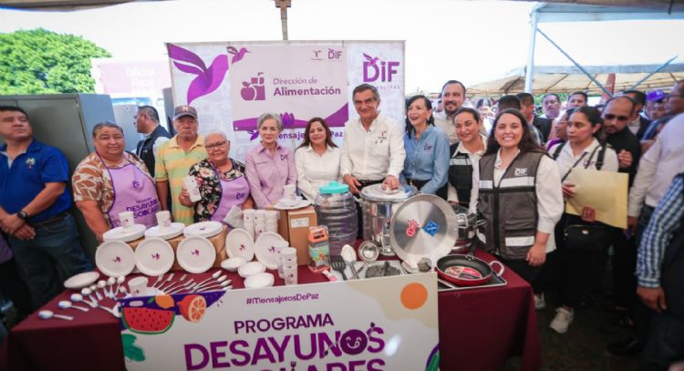 Llevan Américo y María la brigada “Transformando Familias” a San Fernando