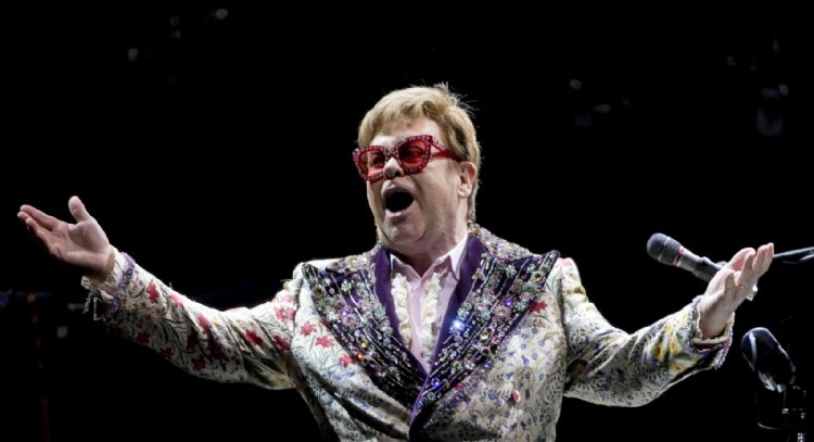 Elton John: "Para ser sincero, no queda mucho de mí”