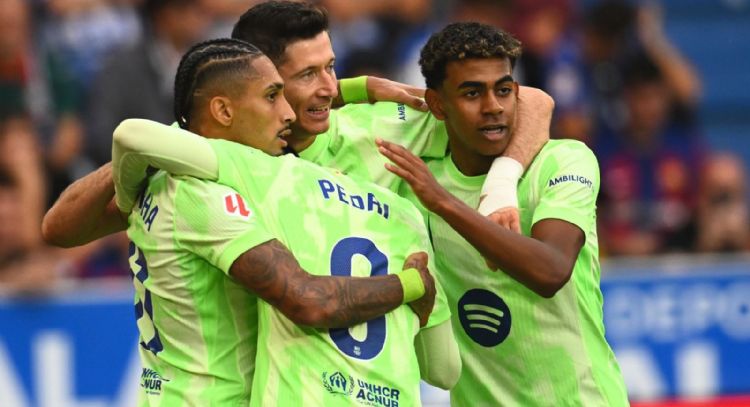 Con triplete de Lewandowski, Barcelona aniquila 3-0 a Alavés
