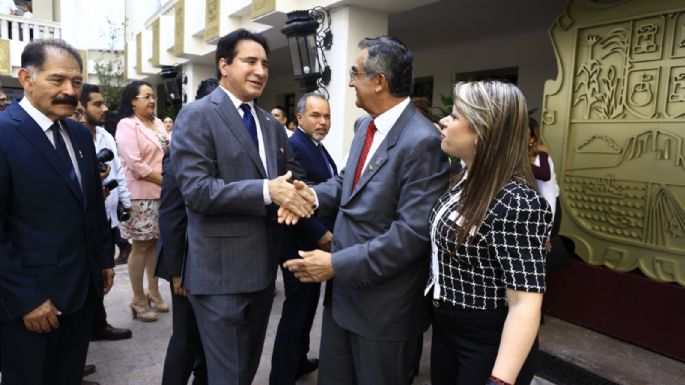 Inaugura Américo rehabilitación de Palacio de Gobierno de Tamaulipas y devela escudos de los 43 municipios