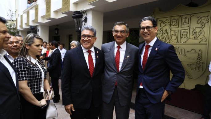 Inaugura Américo rehabilitación de Palacio de Gobierno de Tamaulipas y devela escudos de los 43 municipios
