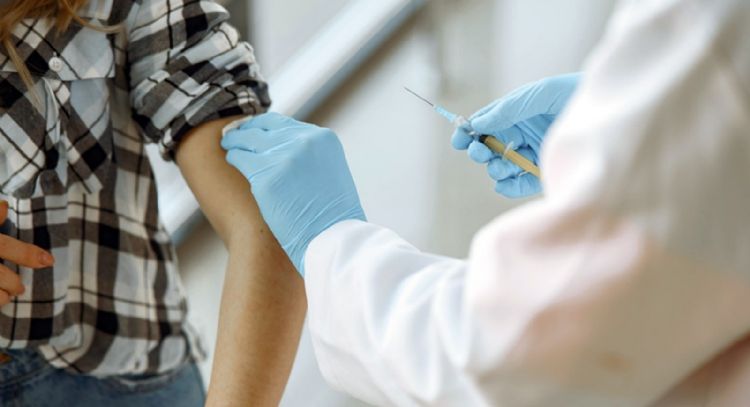 La OMS añade una vacuna contra el virus del papiloma humano de dosis única