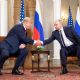 Trump baraja sanciones contra Putin: "Nos cuenta muchas tonterías"