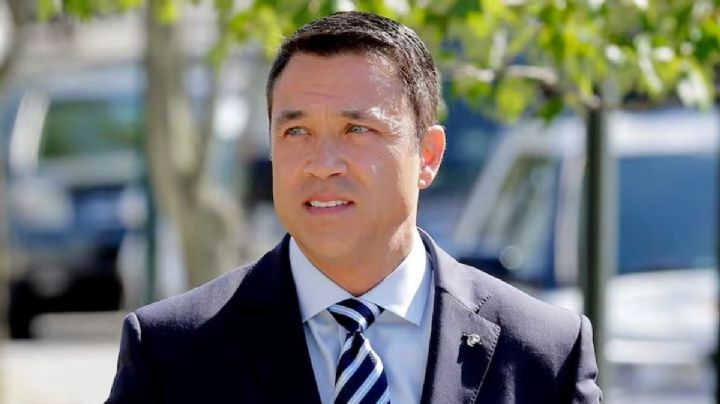 EU: Michael Grimm, exrepresentante condenado por fraude, queda paralítico por caída de caballo