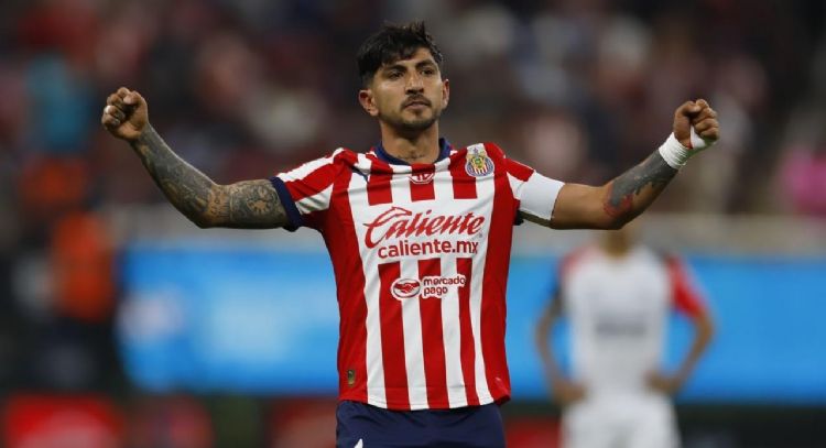 Chivas se queda sin liguilla tras perder 2-1 ante el Atlas