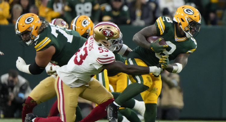 Packers aplastan a los 49ers con tres anotaciones de Josh Jacobs