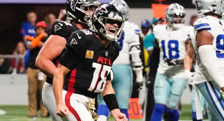 Cousins lanza 3 pases de touchdown y Falcons propina 3ra derrota en fila a Cowboys, 27-21