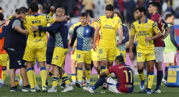 Barcelona pierde en casa por primera vez esta temporada; cayó 2-1 ante Las Palmas