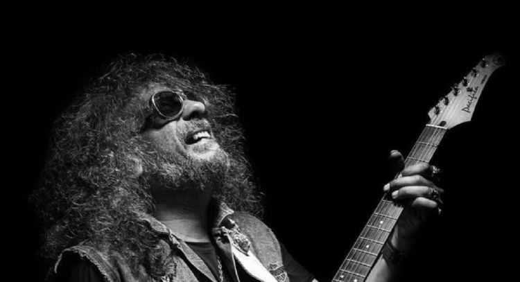 Muere el legendario guitarrista Javier Bátiz a los 80 años