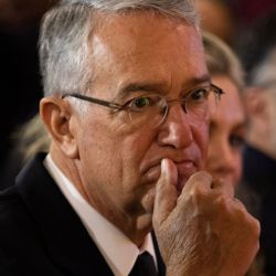 Tribunales acorralan a TV Azteca y Grupo Elektra, de Ricardo Salinas Pliego