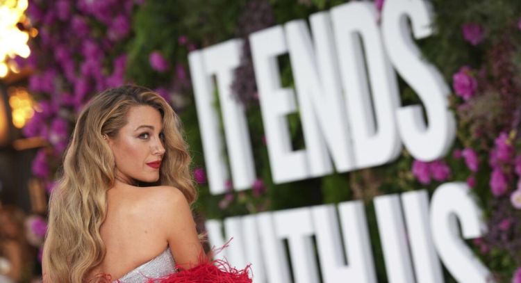 Justin Baldoni demanda a Blake Lively y Ryan Reynolds por 400 millones de dólares