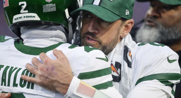 Los Bills se aseguran el segundo puesto de la AFC al vencer 40-14 a los Jets
