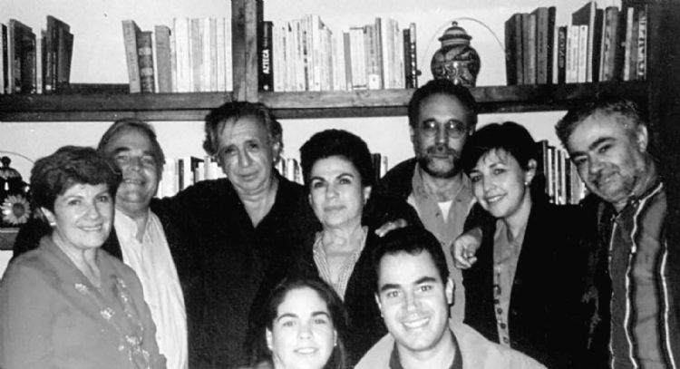 Aún no sabemos si vender o donar la biblioteca de mi padre: Mariana Leñero