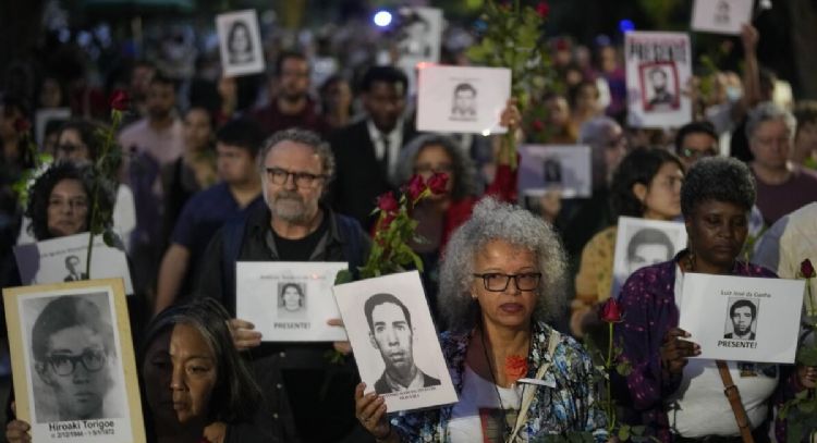 “Ainda Estou Aqui” lidera la taquilla en Brasil y confronta al país con el trauma de la dictadura