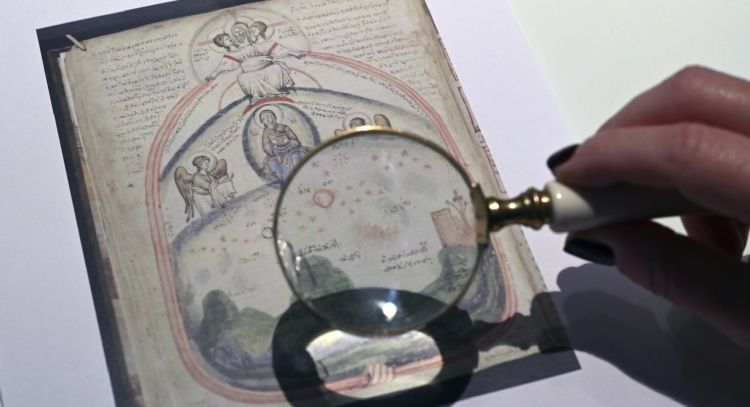El misterio del pintor bizantino Panselinos y un estudio de caligrafía de hace 700 años