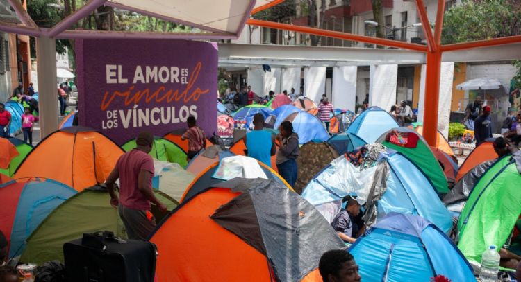 ¿Tensiones bajo la mesa? AMLO, Biden y la migración