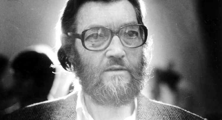 A 40 años del entierro de Julio Cortázar en Montparnasse