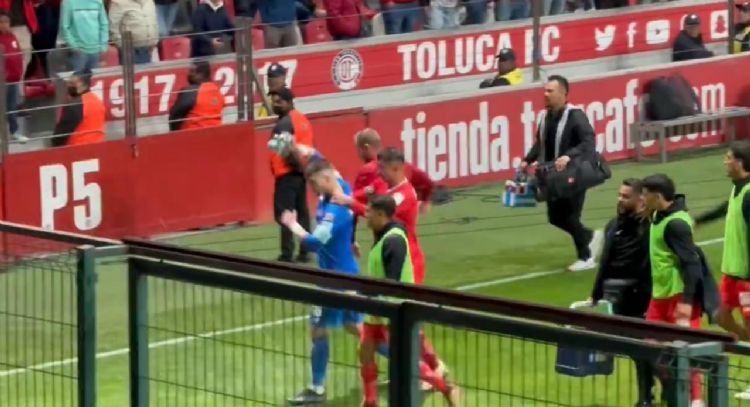 Toluca hace el ridículo: queda eliminado de la Concachampios y Volpi sale abucheado (Videos)