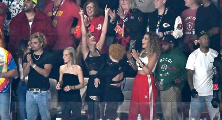 Taylor Swift dona 100 mil dólares a la familia de Lisa Lopez-Galvan, víctima del tiroteo en Kansas