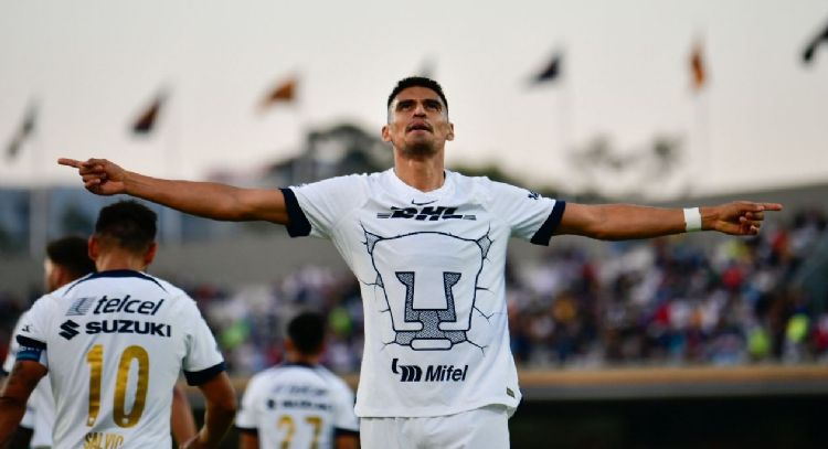 Pumas derrota a Santos y se trepa provisionalmente a la segunda posición del Clausura