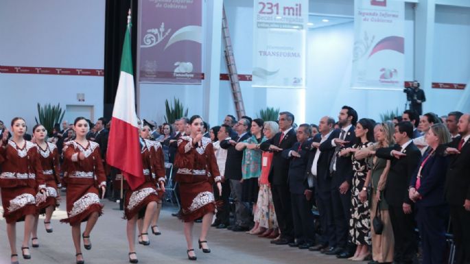 Rinde Américo su Segundo Informe de Gobierno
