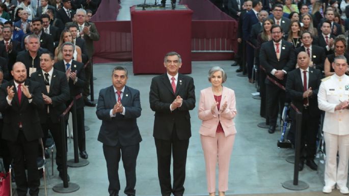 Rinde Américo su Segundo Informe de Gobierno