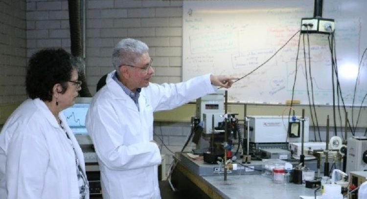 Crea IPN tecnología que mejora el control de glucosa y detecta daño renal