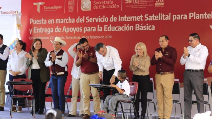 Américo pone en marcha internet satelital para escuelas de zonas rurales