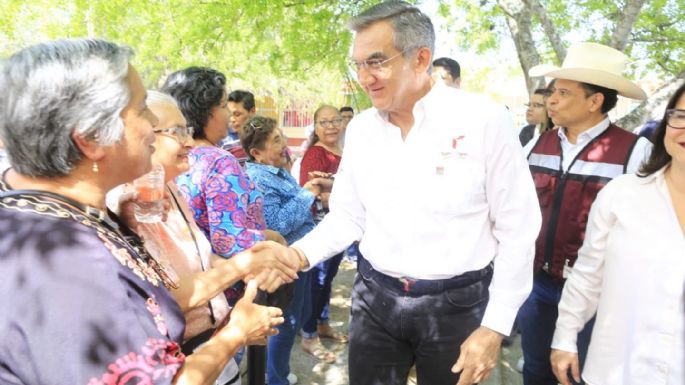 Américo pone en marcha internet satelital para escuelas de zonas rurales