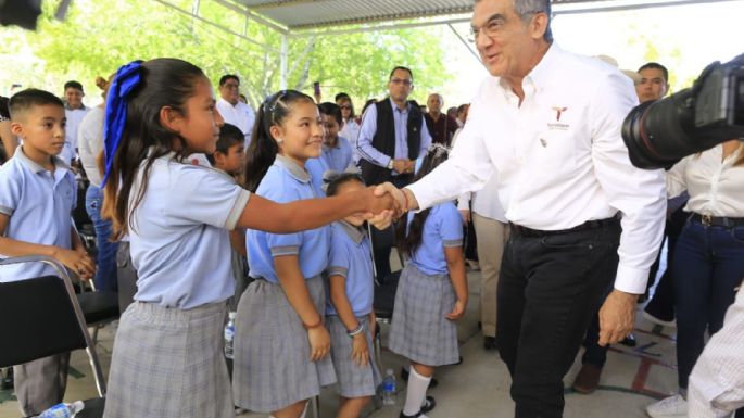 Américo pone en marcha internet satelital para escuelas de zonas rurales