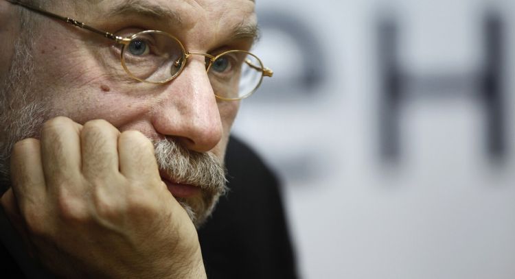 Corte rusa ordena detención del novelista Boris Akunin por su apoyo a Ucrania