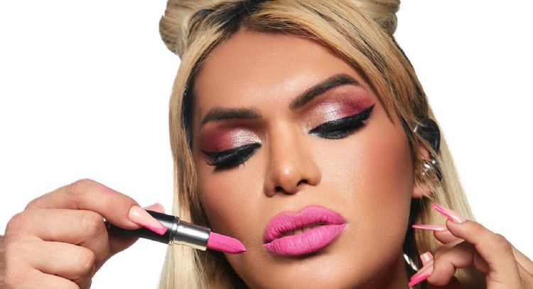 Wendy Guevara, primera mujer trans mexicana que se convierte en imagen de MAC Cosmetics