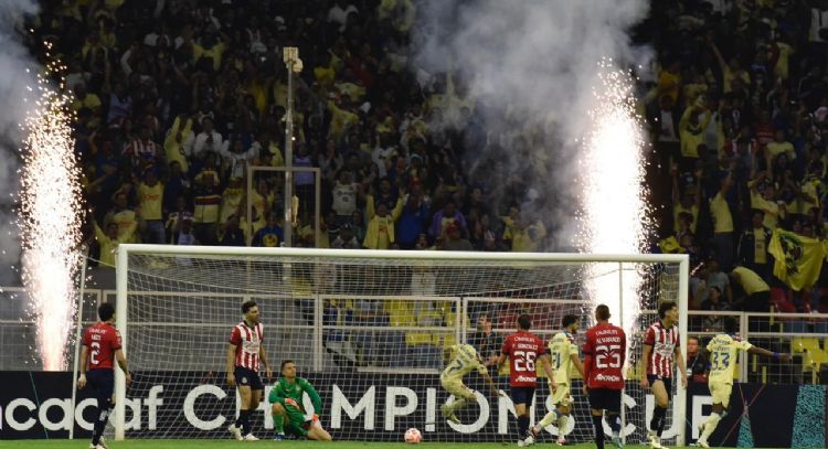 Detienen a 12 revendedores de boletos para el partido América vs. Chivas