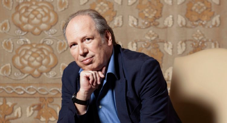 Hans Zimmer charla sobre la magia de componer para cine y su primera gira en siete años