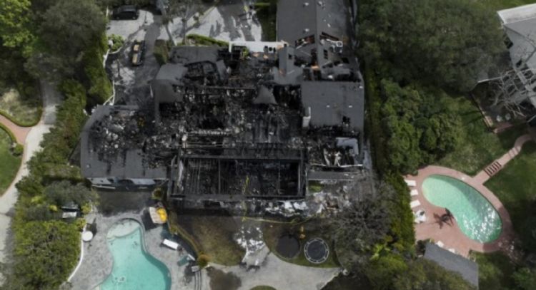 La casa de la modelo y actriz Cara Delevingne es destruida por un incendio en Los Ángeles