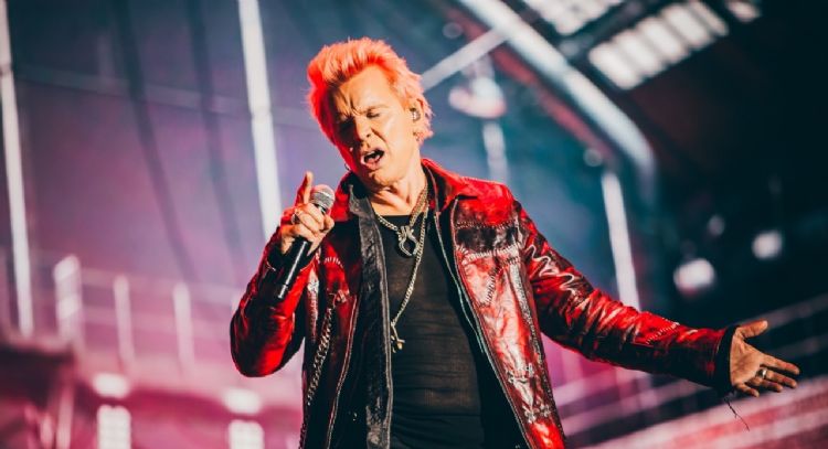 De cara al regreso de Billy Idol a México, el rockero lanza reediciones en vinilo