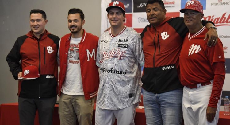 “Me siento listo para lanzar”: Trevor Bauer es presentado por los Diablos (Video)