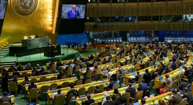 ONU adopta primera resolución global sobre Inteligencia Artificial