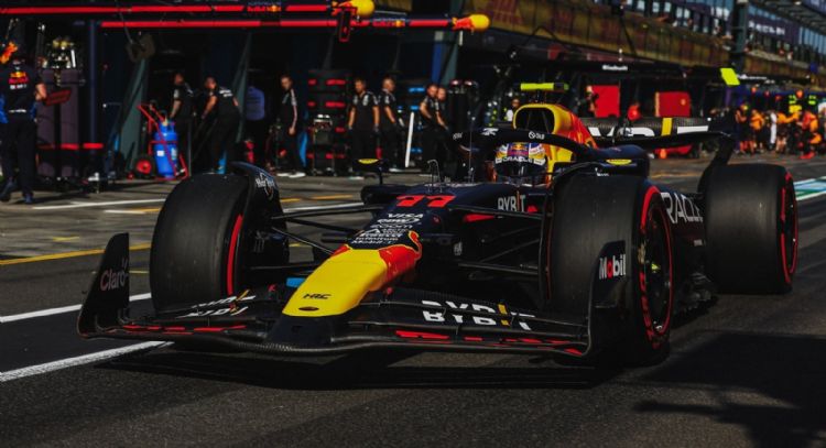 Verstappen gana la pole del Gran Premio de Australia; “Checo” saldrá sexto por castigo